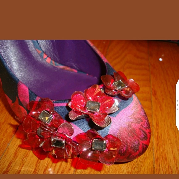 **SOLD**Tory Burch Elmira Pixie Floral Print Wedge - Picture 4 of 8